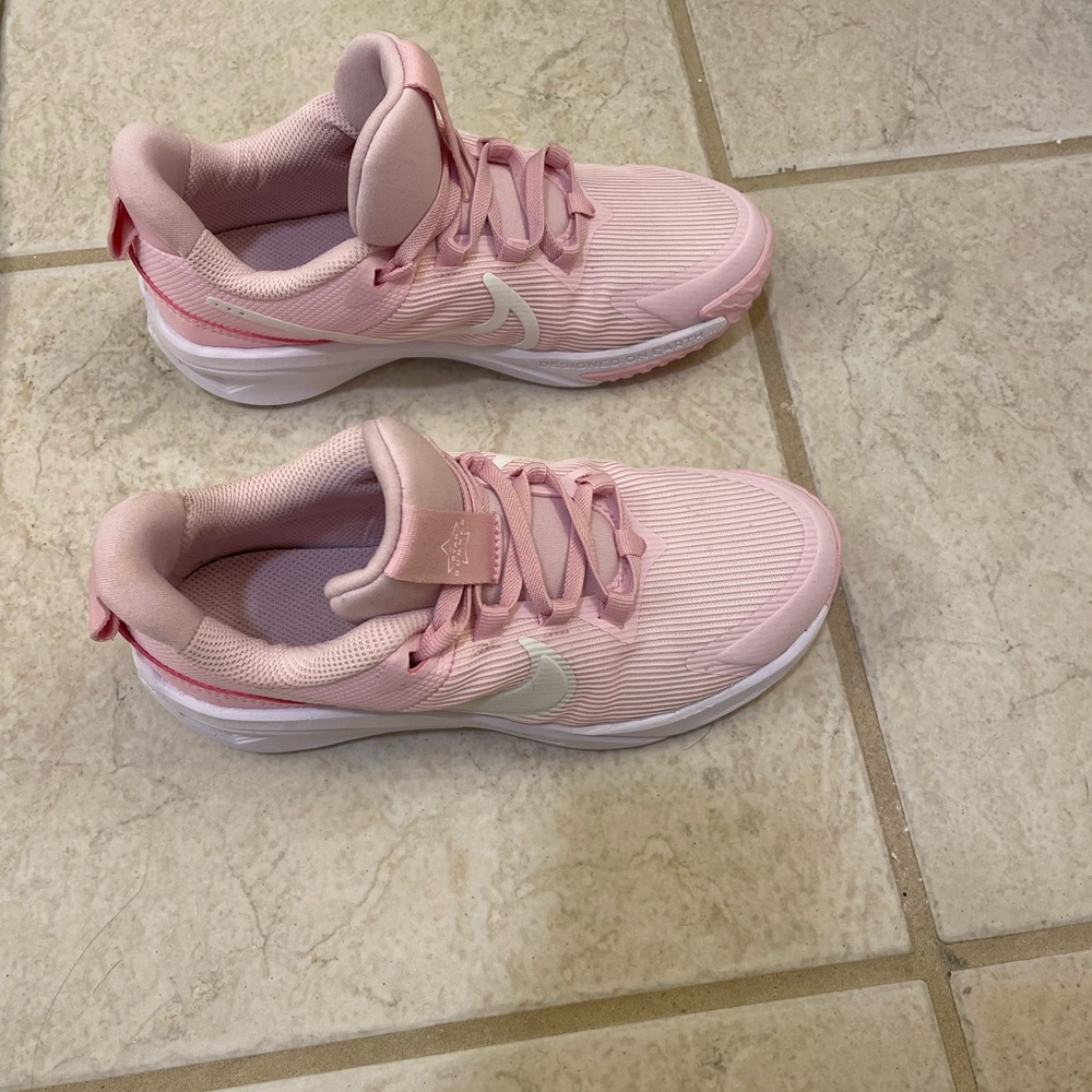 Girls Nike Running Shoes, Size 2